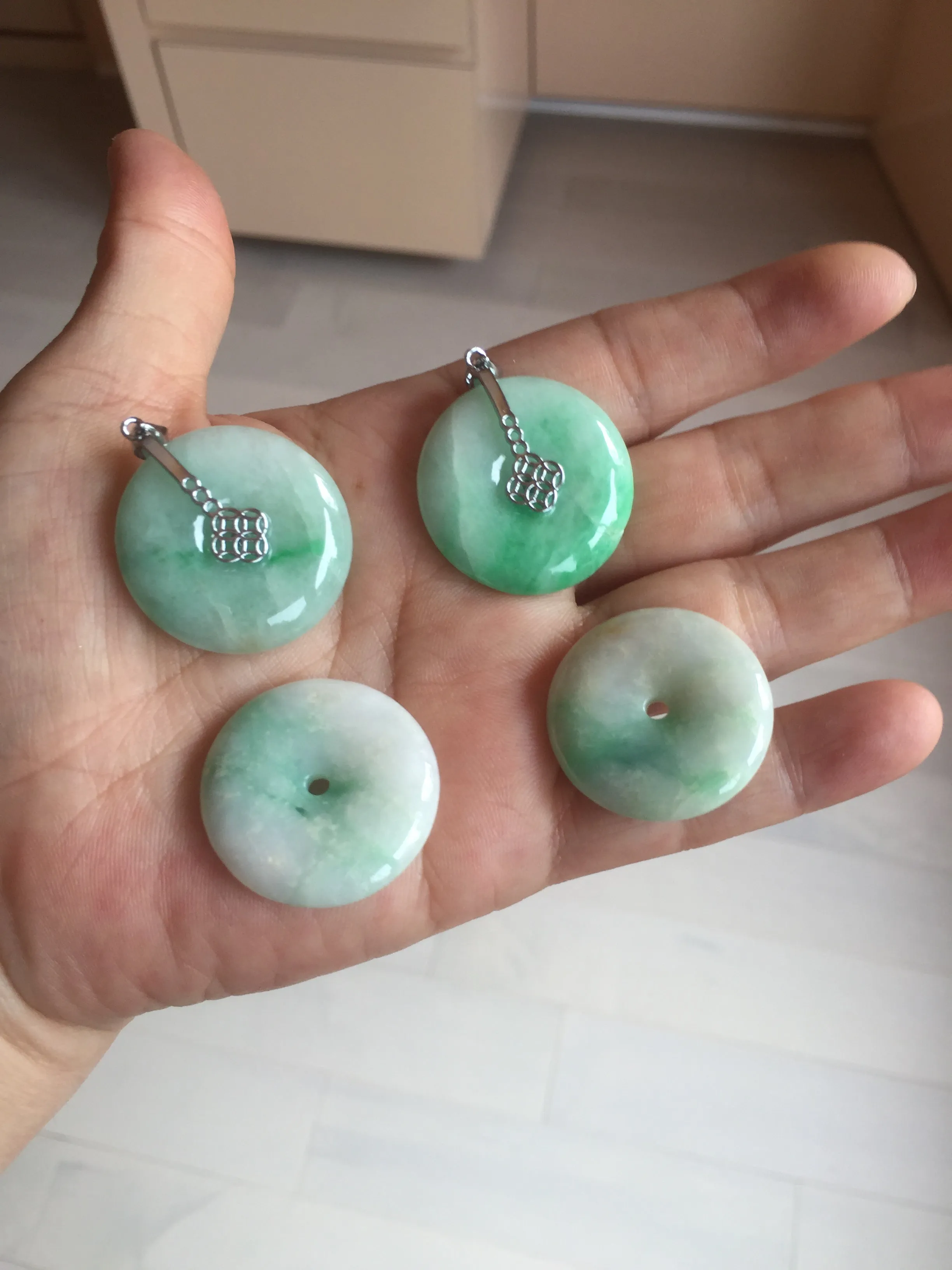 26-28mm Type A 100% Natural sunny green yellow Jadeite Jade Safety Guardian Button donuts Pendant group BP96