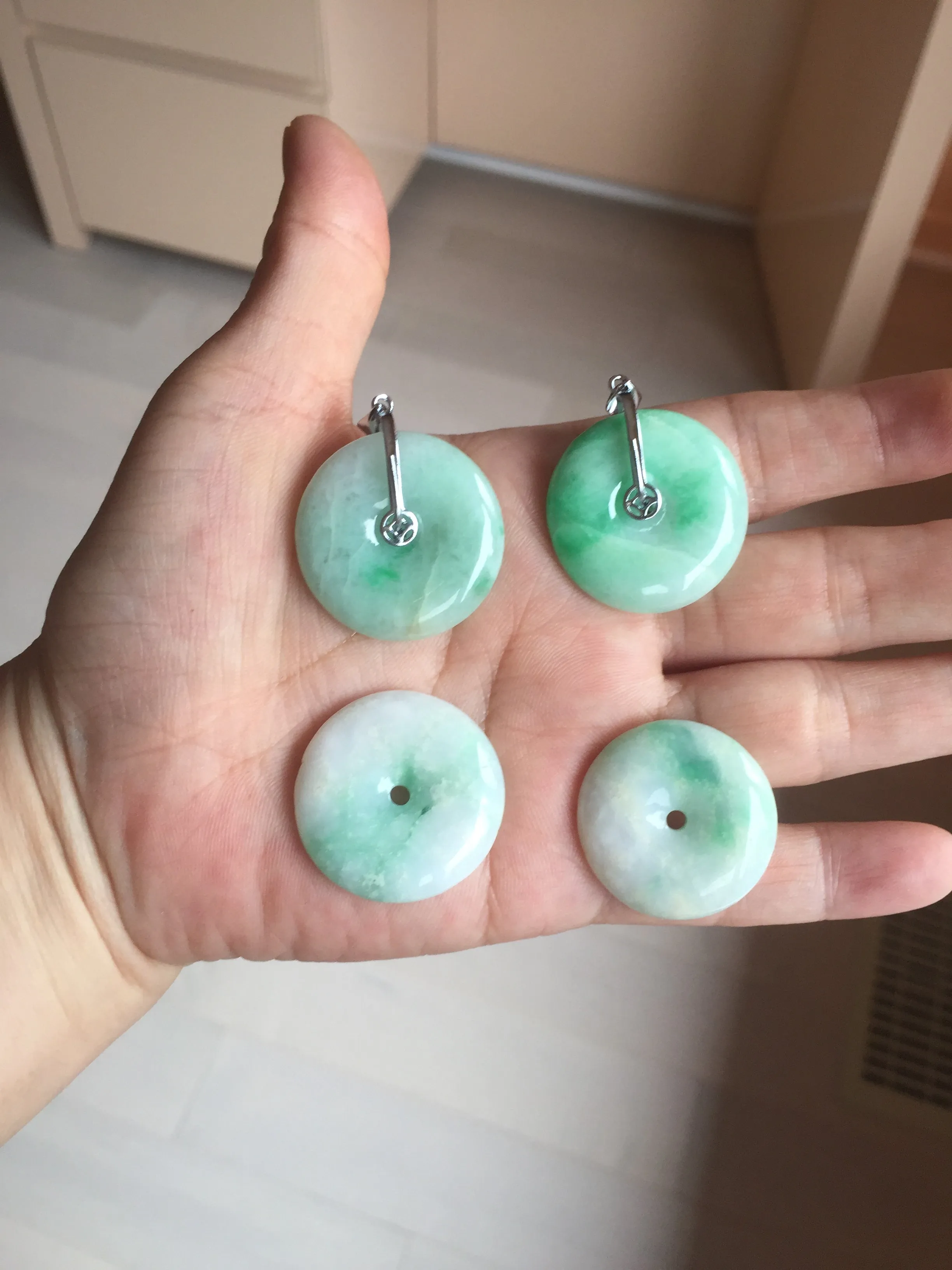 26-28mm Type A 100% Natural sunny green yellow Jadeite Jade Safety Guardian Button donuts Pendant group BP96