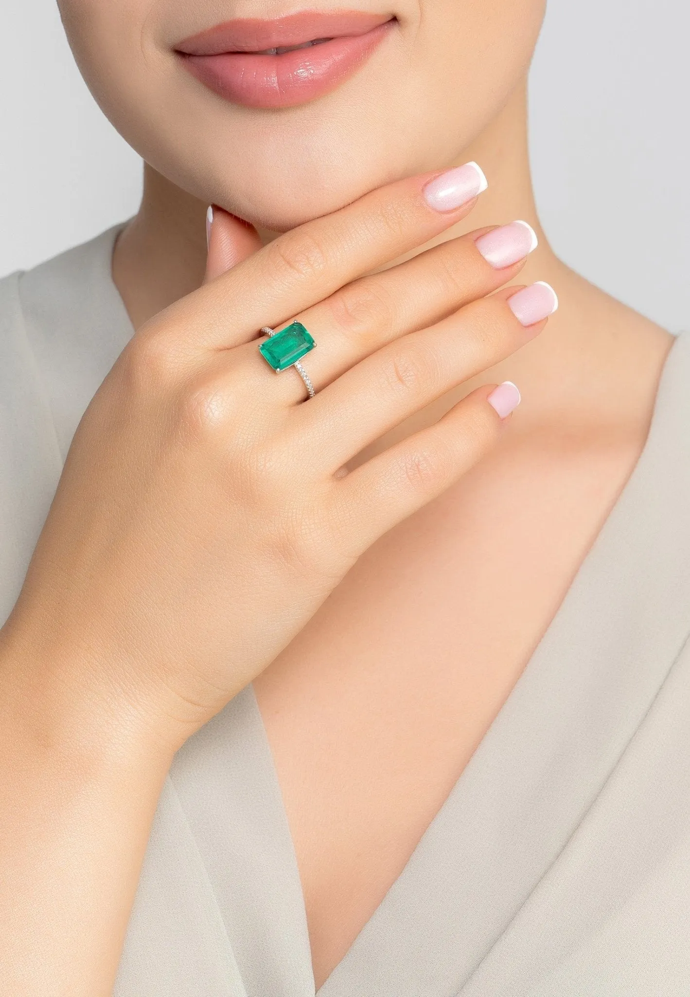 Alexandra Rectangle Cocktail Ring Colombian Emerald Silver