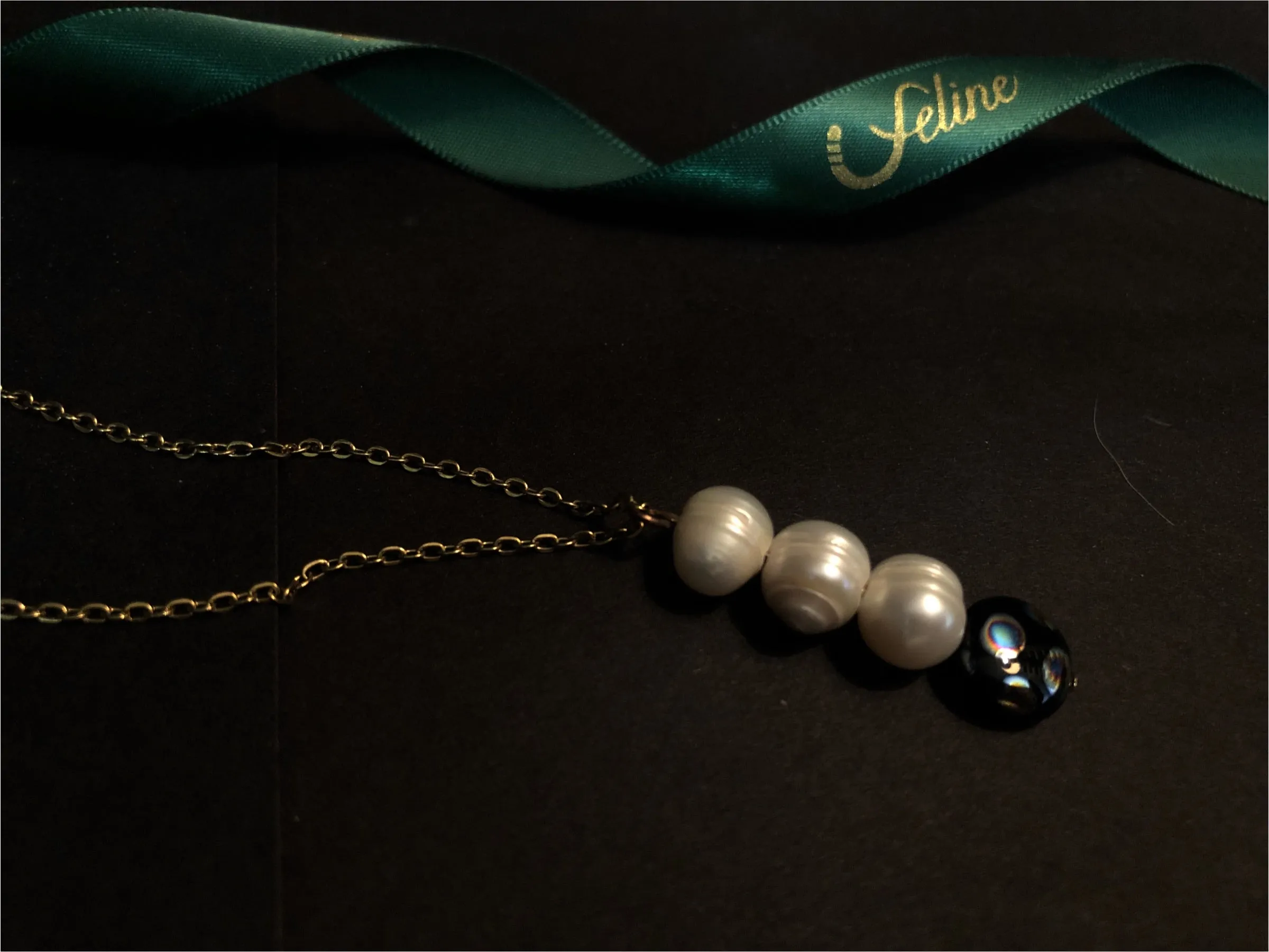 Cam Pearl   Glass Necklace
