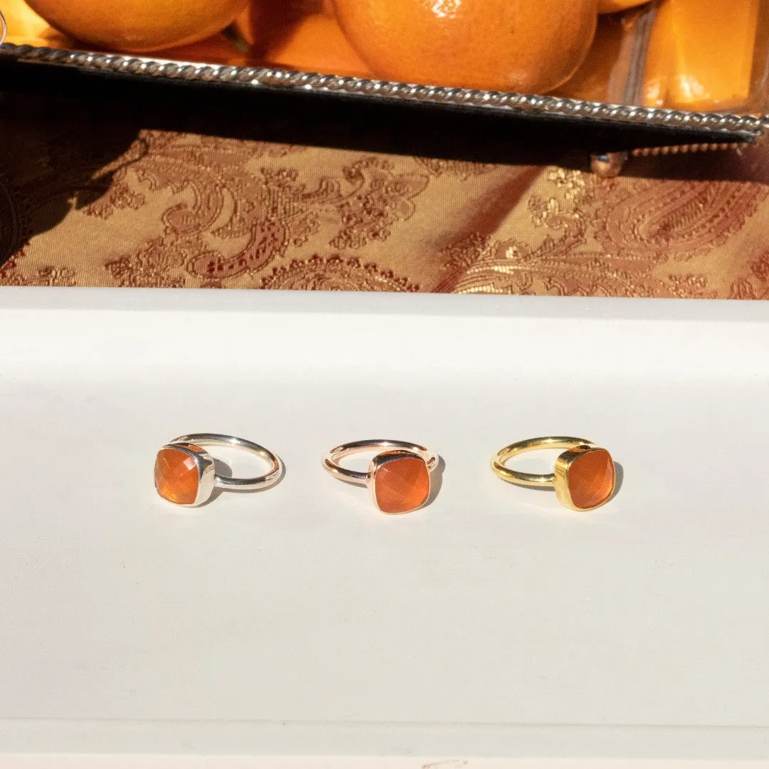 Carnelian Cocktail Ring | Gold
