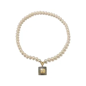 Diamond Square Pendant with Y-shape Diamond Connector on Pearl Necklace