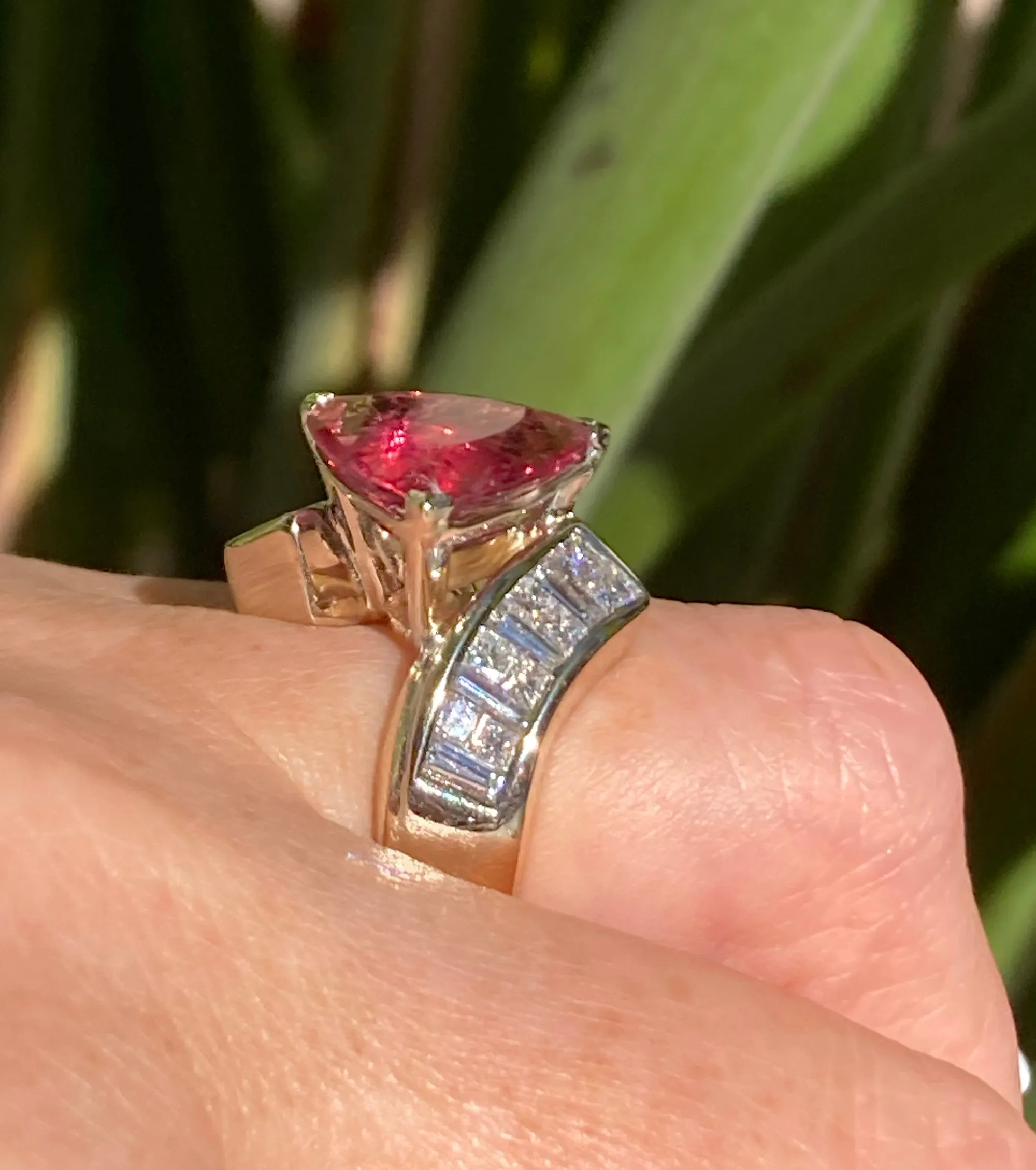 GIA 6.59ct Natural RUBELLITE Tourmaline Diamond 18k Yellow Gold Vintage Ring