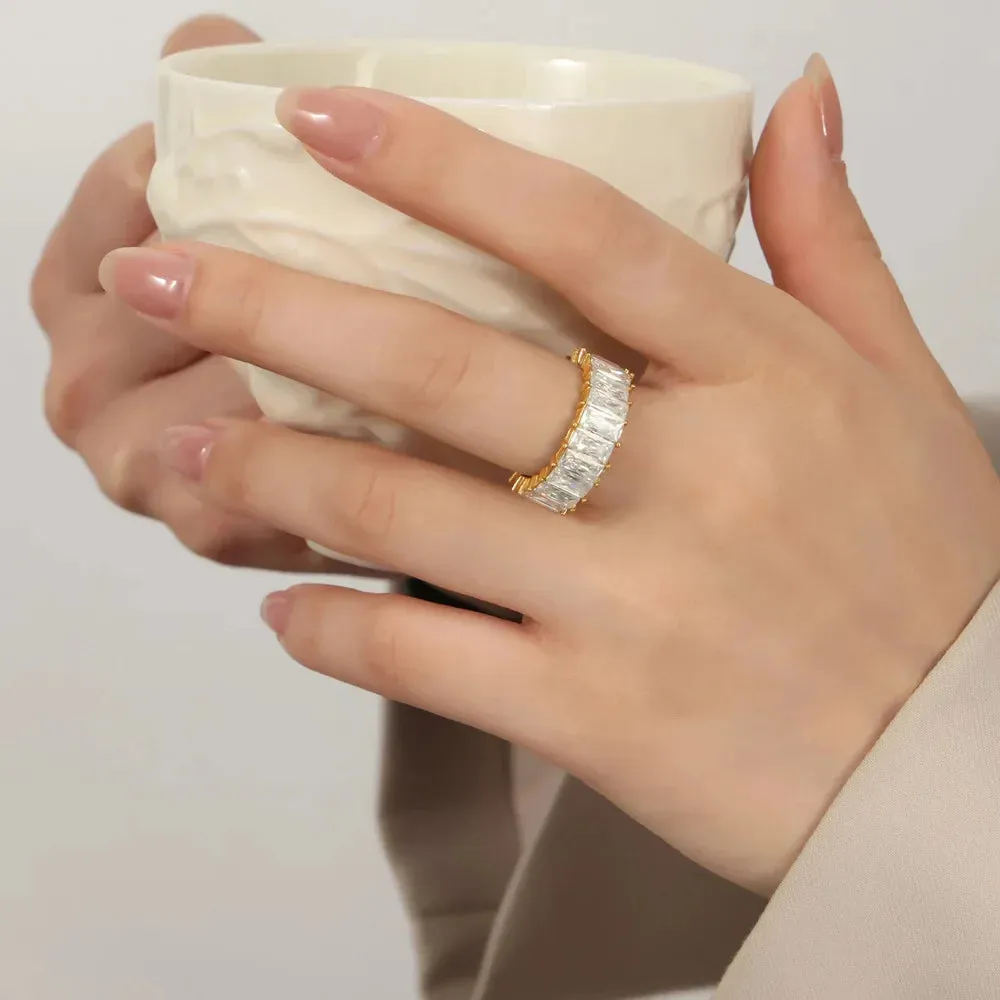 Luxury White Stainless Waterproof Wedding Ring