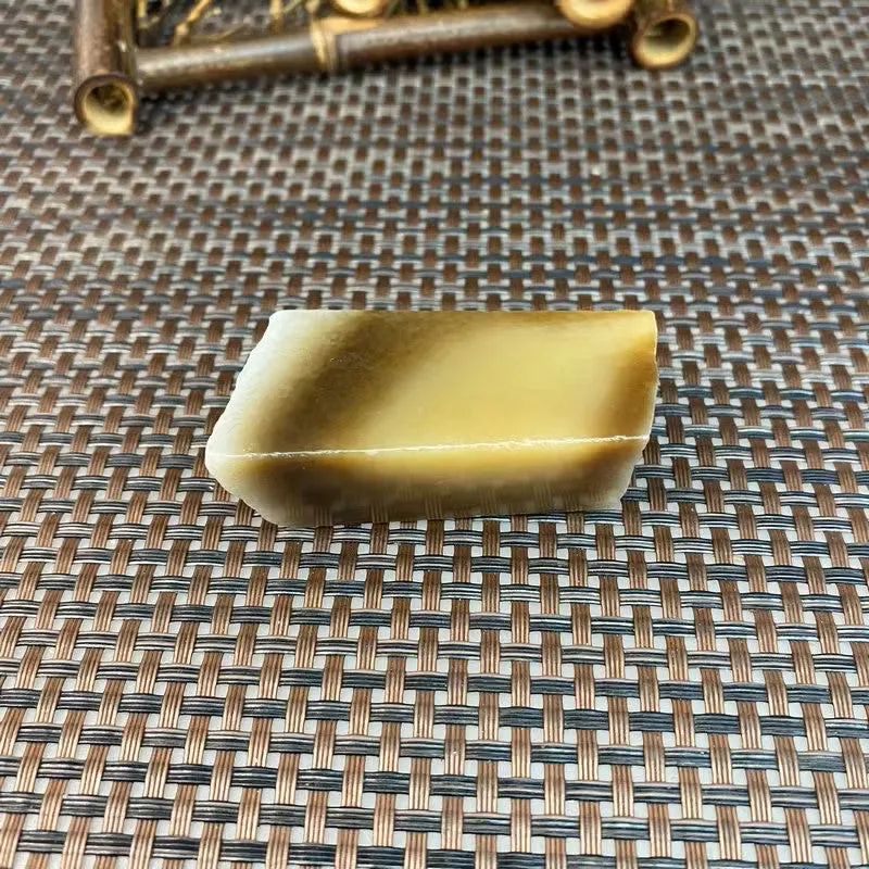Natural Hetian Jade Rough Nephrite Raw (79g,5.7X2.3X1.9cm)