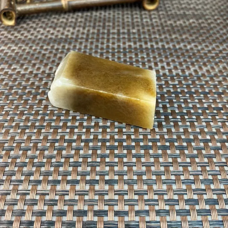 Natural Hetian Jade Rough Nephrite Raw (79g,5.7X2.3X1.9cm)