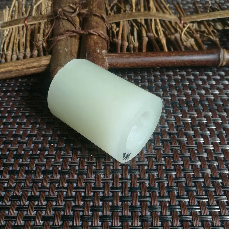 Natural Kunlun Jade Rough Nephrite Raw (65g,3.3X4.3cm)
