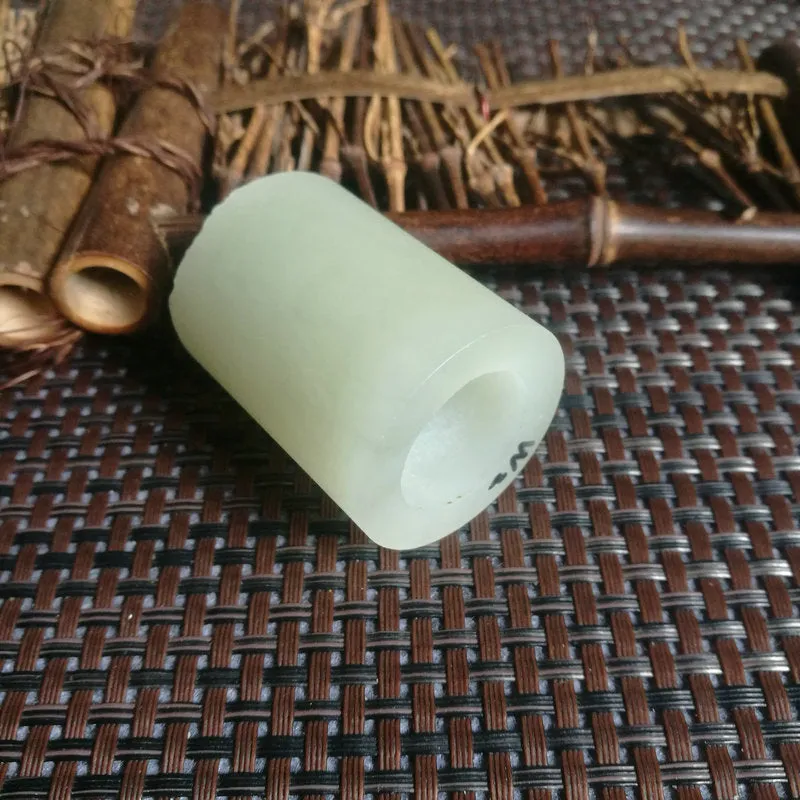 Natural Kunlun Jade Rough Nephrite Raw (65g,3.3X4.3cm)