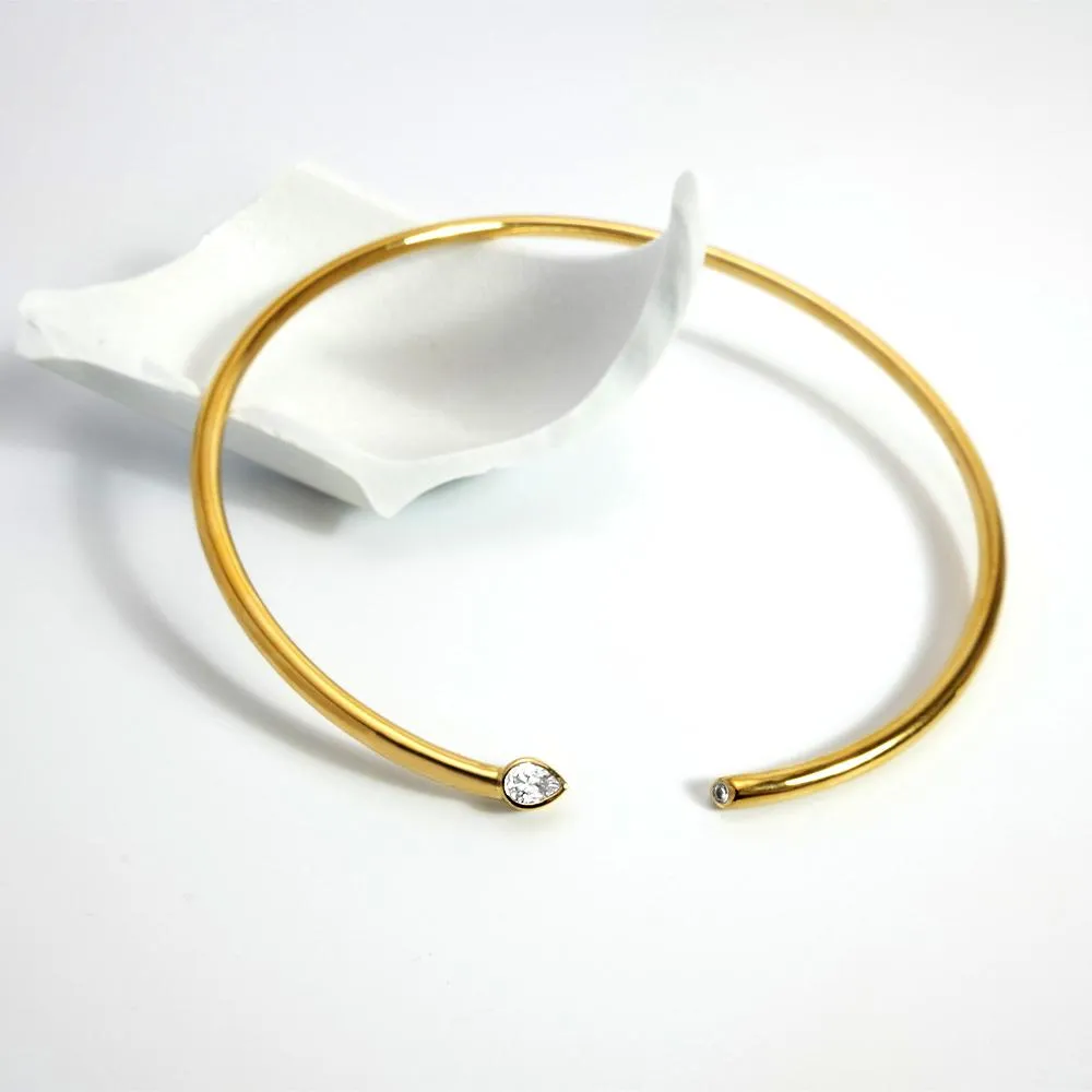 Open Choker with Pear - Yellow Silver