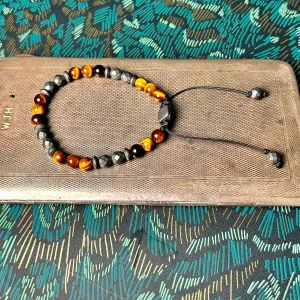 'Stephen' handmade men's grey hematite gemstone and tiger eye beaded sllder bracelet