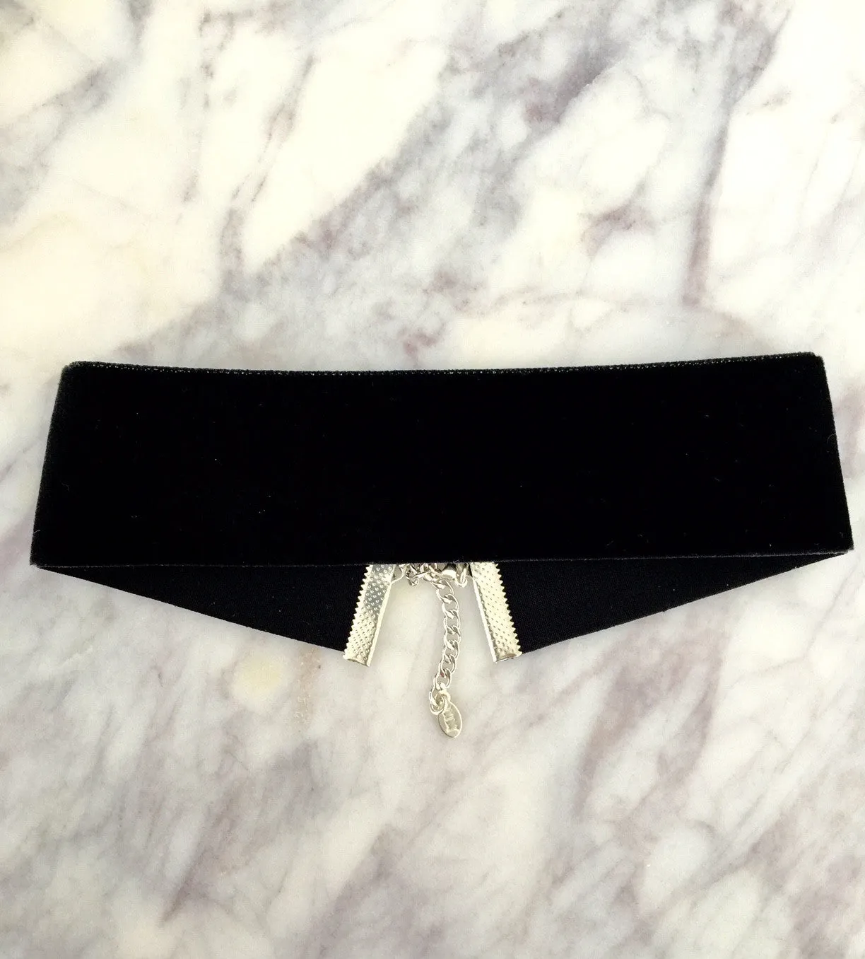 Velvet Collar Necklace