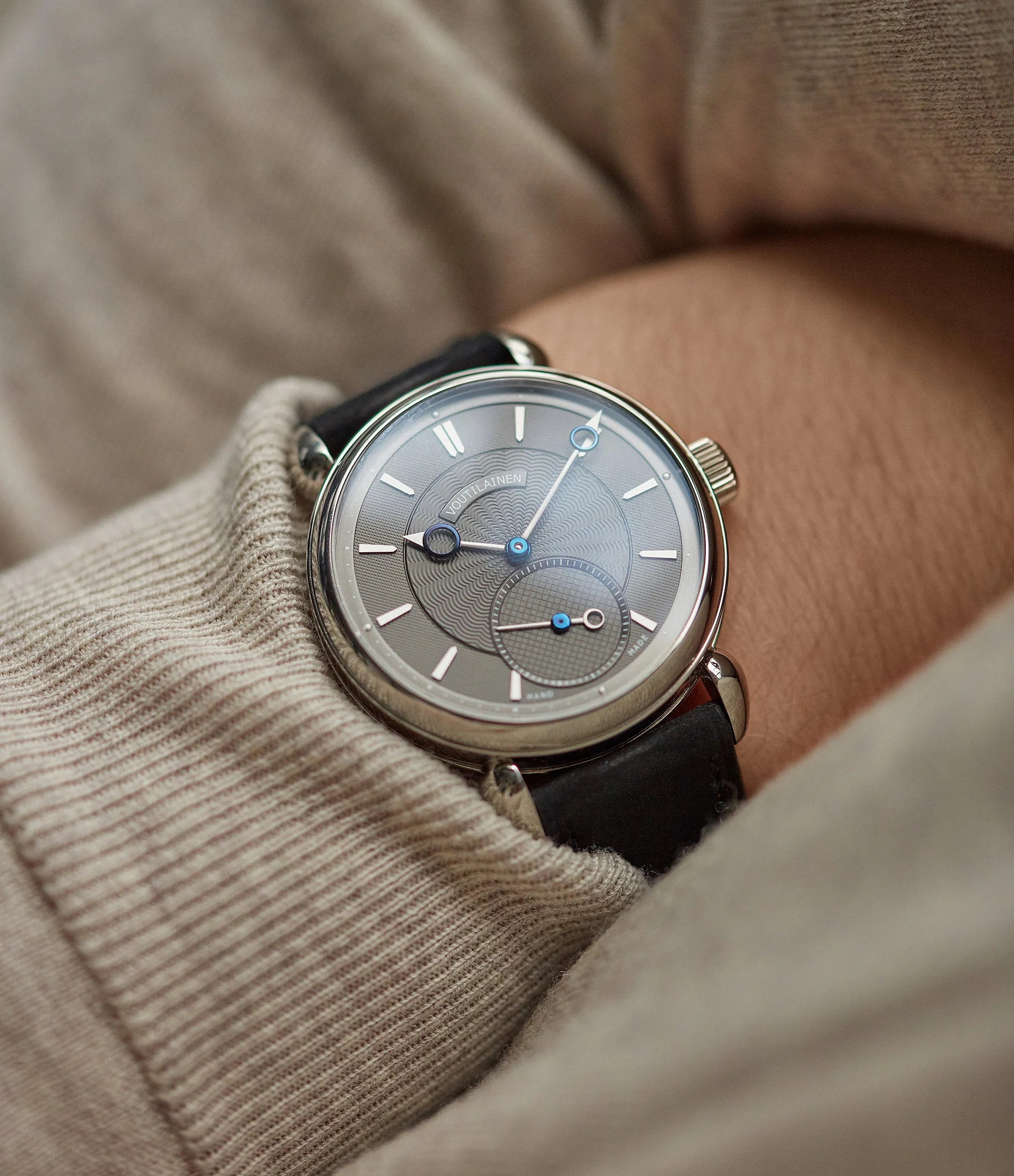 Vingt-8 | Titanium