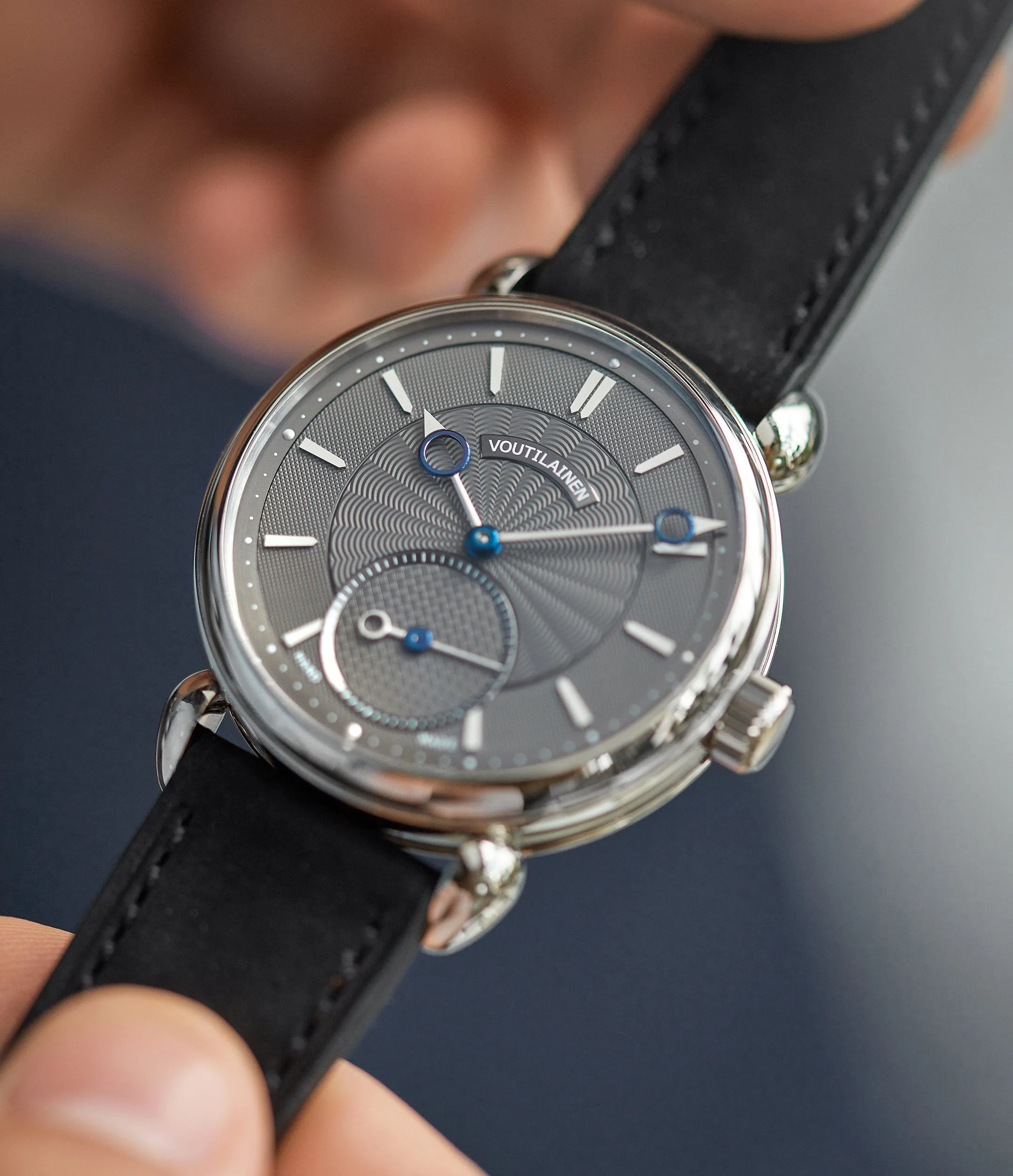Vingt-8 | Titanium