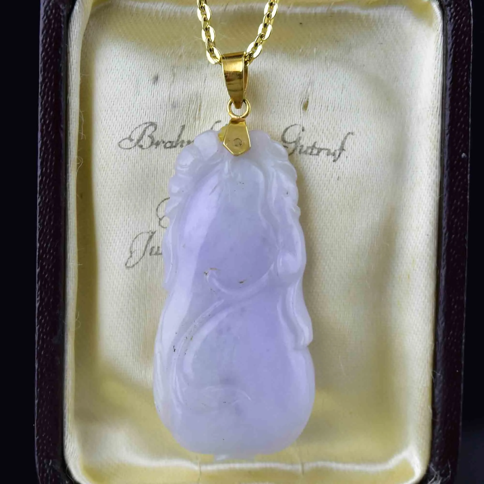 Vintage Carved Purple Jade Pendant Necklace in 14K Gold