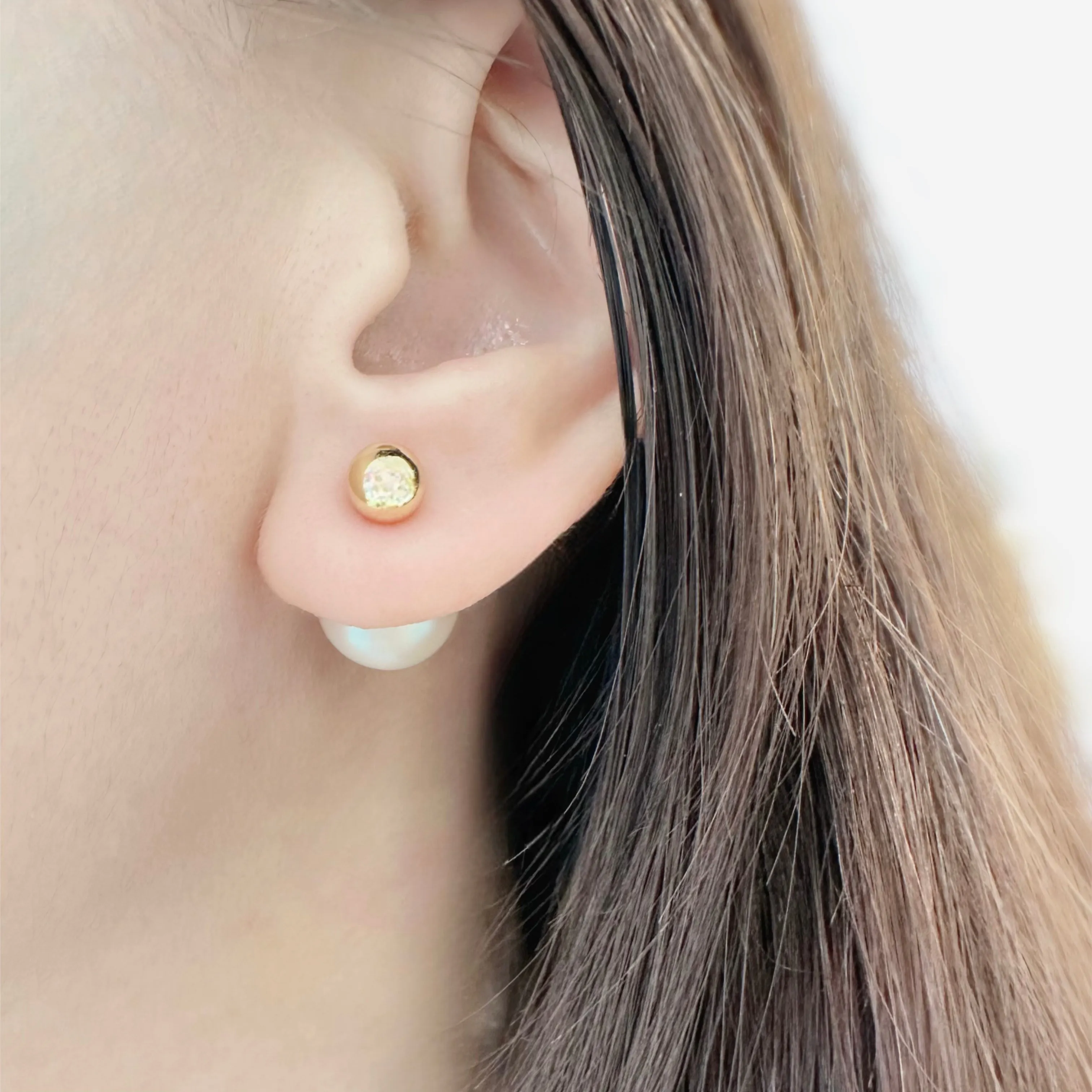 White Mysterious Pearl Earrings